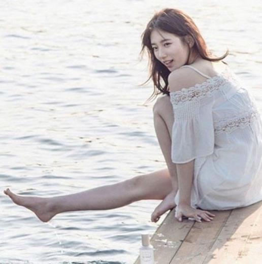 你和女神之间就差这几款性感连衣裙（图）