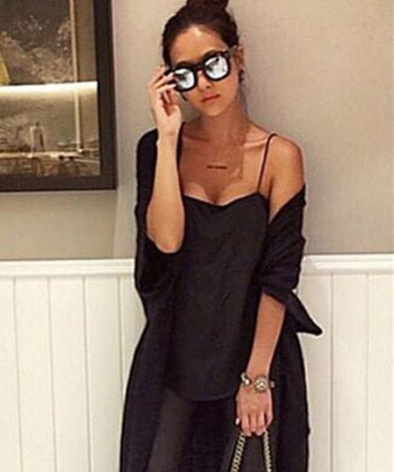 这4个穿衣技巧 肤色黑也能穿衣好看（图）