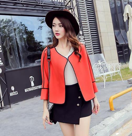 今年最流行这样的薄款外套：时尚显瘦又百搭