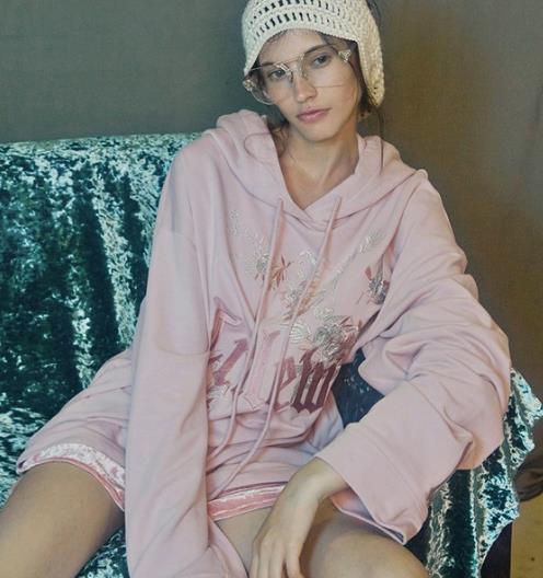 胖MM穿搭：显瘦显高的卫衣才最给力（图）