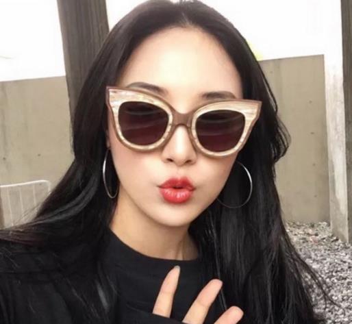 这样的耳环帮你轻松打造巴掌小脸（图）