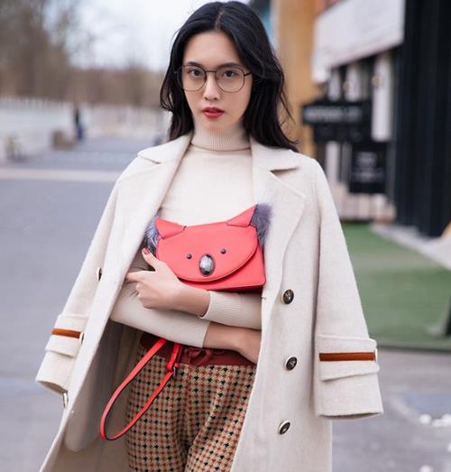 这样的包包可以承包女人一年四季的时尚(图) 这样的包包可以承包女人一年四季的时尚(图)