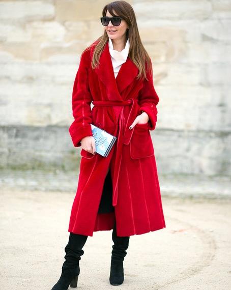 春日时髦穿搭 这样穿很显青春潮范儿(图) 春日时髦穿搭 这样穿很显青春潮范儿(图)