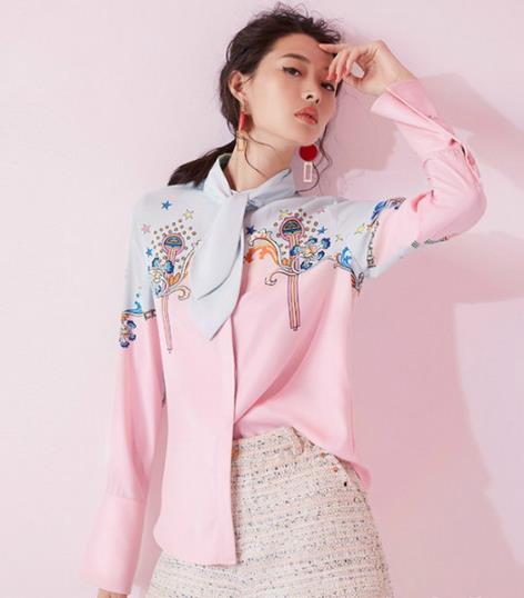 春天凹造型就靠衬衫了:5款衬衫时髦度爆棚 春天凹造型就靠衬衫了:5款衬衫时髦度爆棚