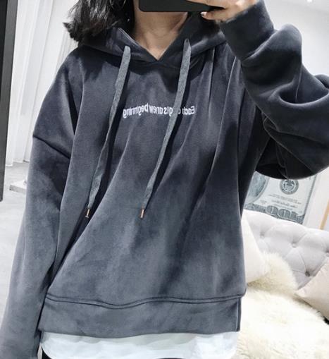 卫衣是凹造型的必备单品 5款帅气卫衣推荐（图）