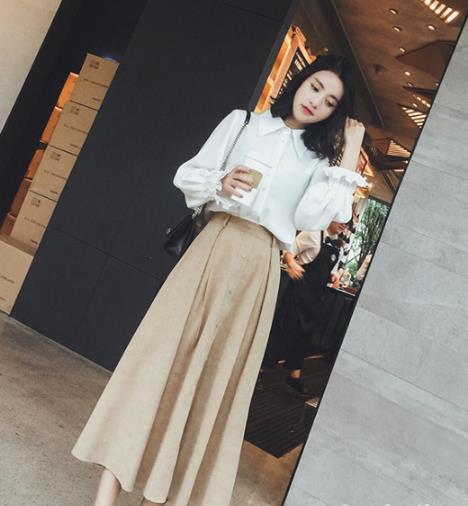 显瘦又有小女人味的半身裙搭配示范(图) 显瘦又有小女人味的半身裙搭配示范(图)
