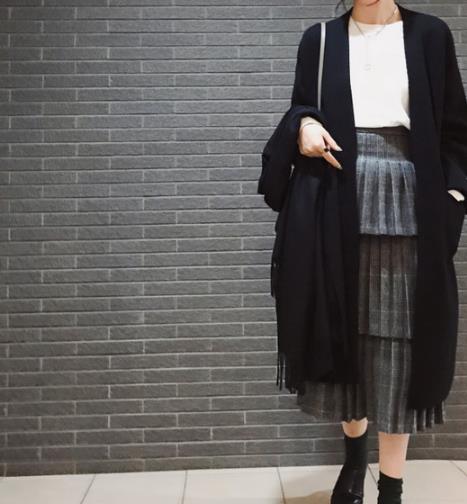 显瘦又有小女人味的半身裙搭配示范（图）