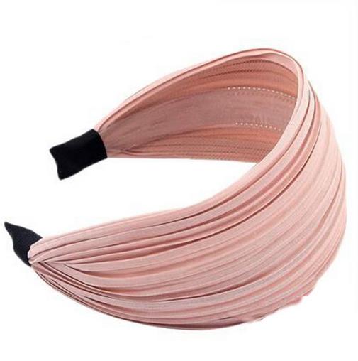 这样的纯色发箍 将你打造成发间精灵(图) 这样的纯色发箍 将你打造成发间精灵(图)