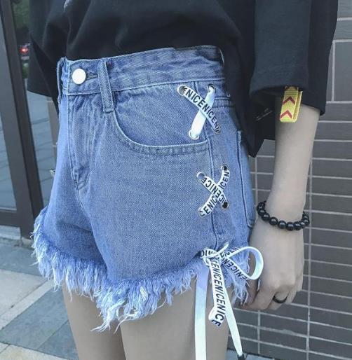 5款专为小个子准备的牛仔短裤：显高又洋气