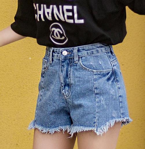 5款专为小个子准备的牛仔短裤：显高又洋气