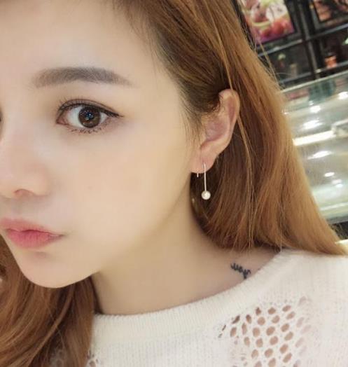 明星同款气质耳钉 时尚抢眼赚足回头率 明星同款气质耳钉 时尚抢眼赚足回头率