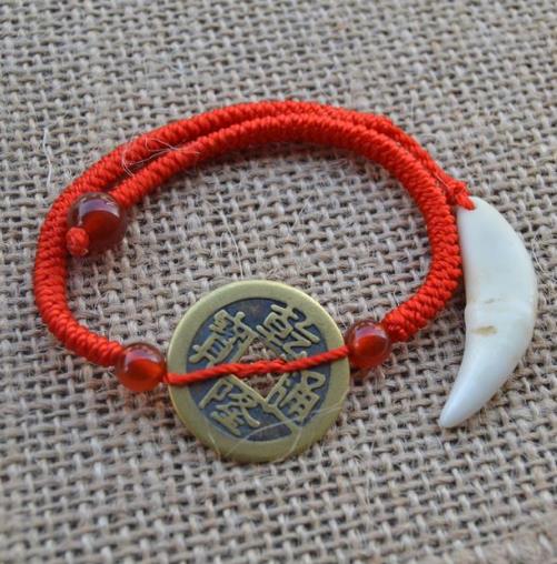 漂亮迷人的玉足 你需要一条脚链来为你加性感