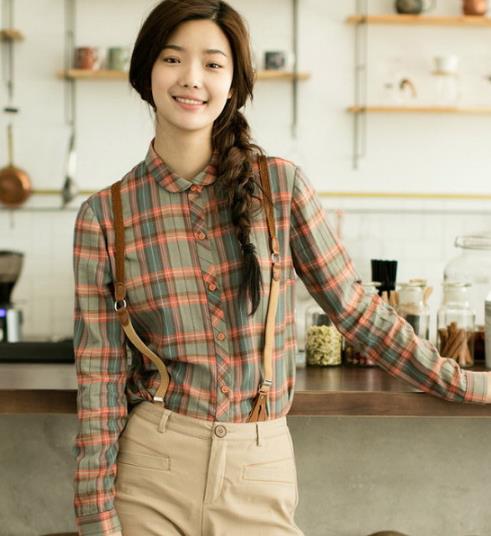 这样的衬衫搭配让你小女人感十足（图）