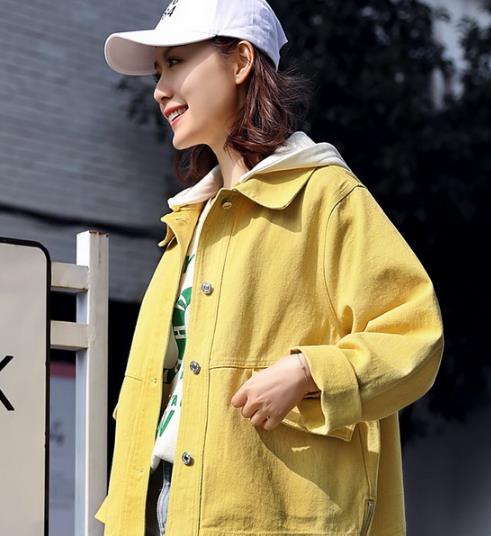 显瘦减龄的糖果色外套足以提升时髦度（图）