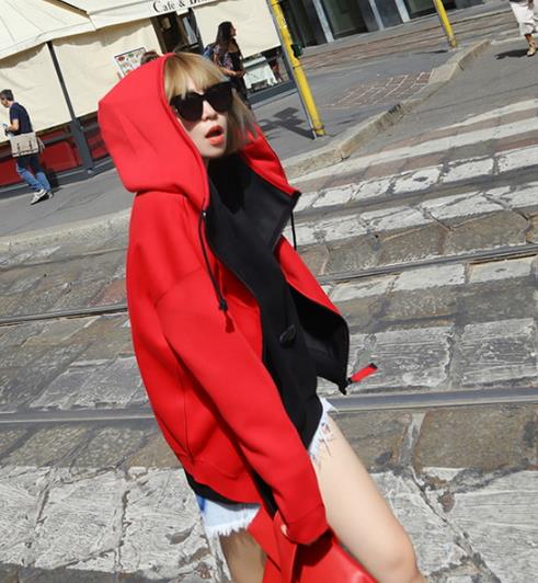 小清新减龄运动休闲卫衣套装裙搭配示范(图) 小清新减龄运动休闲卫衣套装裙搭配示范(图)