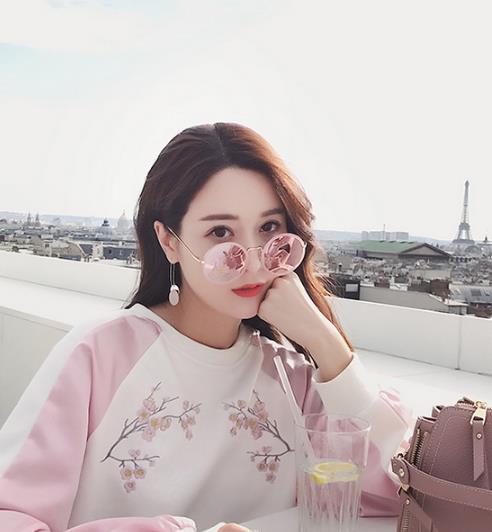 小清新减龄运动休闲卫衣套装裙搭配示范（图）