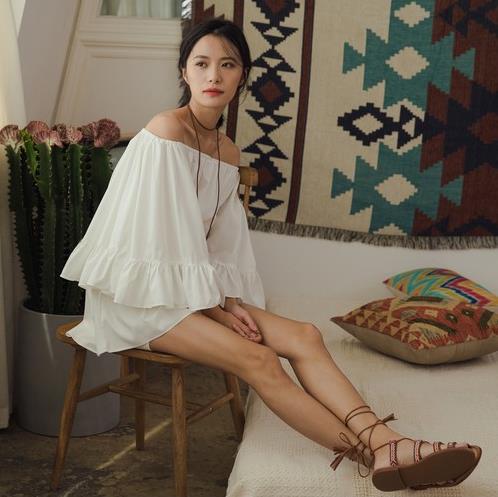 春夏流行的阔腿连体裤 别提多抢眼了（图）