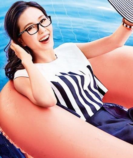 夏天海边凸显造型 这些发型必不可少（图）