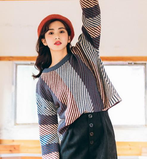 今年早春时尚圈 刮起了毛衣风(图) 今年早春时尚圈 刮起了毛衣风(图)