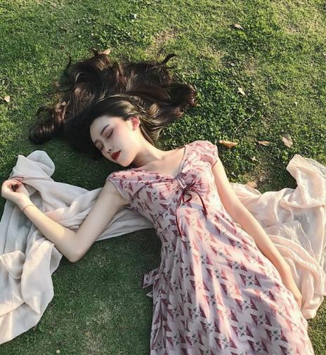 超级迷人的欧根纱衬衣连衣裙搭配示范（图）