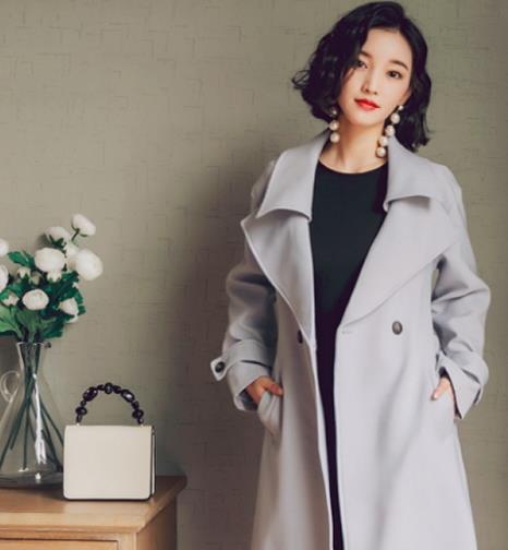 最潮的外套搭配 外套你会这样穿吗（图）