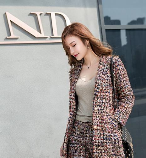 这个春季 最流行这样的轻熟风搭配（图）