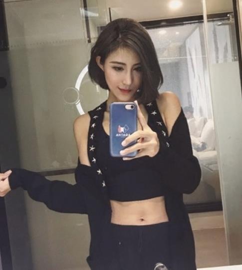 随意一件针织衫就能轻松搞定春日穿搭（图）