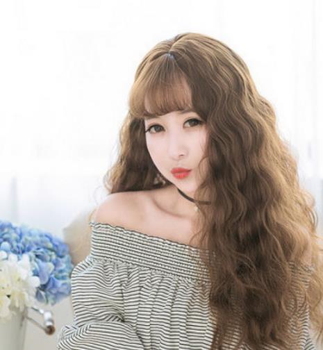 这款显瘦发型比瘦脸针来得明显（图）