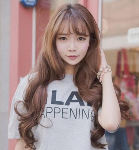 这款显瘦发型比瘦脸针来得明显（图）