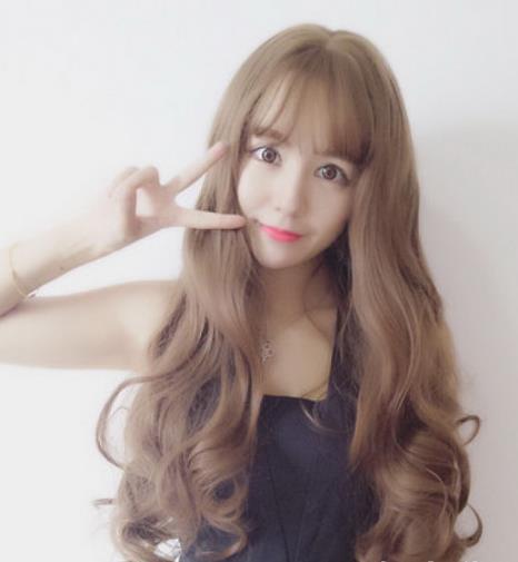 这款显瘦发型比瘦脸针来得明显（图）