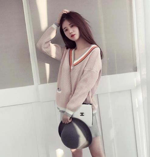 适合春季单穿的针织毛衣 上身时髦还显脸小