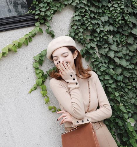 适合胖MM穿的一字领显瘦塑身针织衫(图) 适合胖MM穿的一字领显瘦塑身针织衫(图)