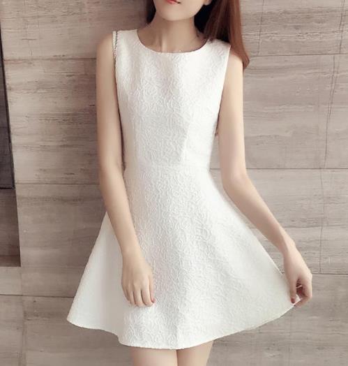 能把小白裙穿出小性感的那才是真美女（图）