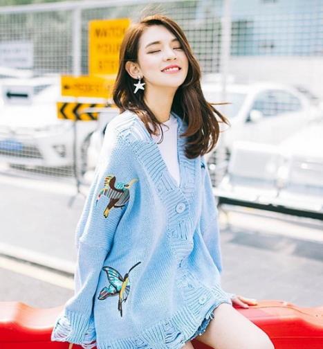 早春温差大怎么穿 知冷知热的针织外套来搞定 早春温差大怎么穿 知冷知热的针织外套来搞定