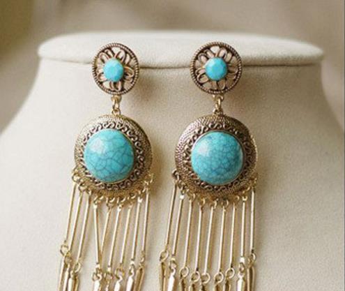 充满韩范儿气质的韩国耳环搭配示范（图）