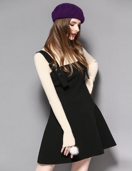 再普通的穿搭 有针织背心裙在都会变得时尚