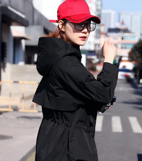 想要视觉显高就要选对外套 穿出好身材（图）