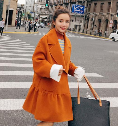 小个子最爱这样的中长款外套：显高又减龄（图）