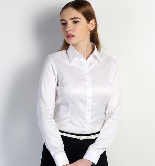 换季不知道怎么穿 就入一件这样的衬衫吧（图）