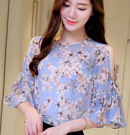 有小肚腩的女人就穿这几款显瘦蕾丝打底衫（图）