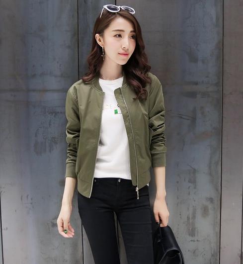 印花棒球服怎么穿怎么潮 永远不会出错（图）