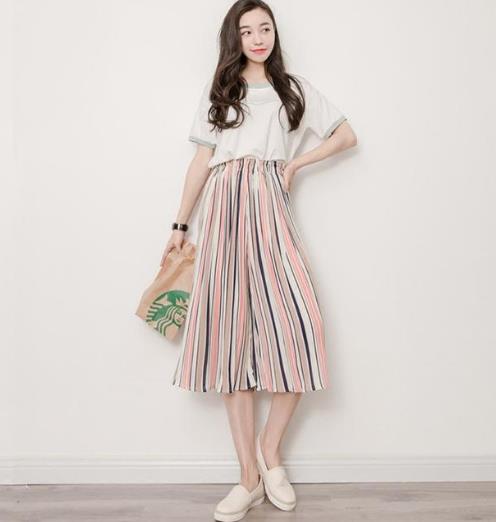 小个子腿又粗 今夏只选择显瘦洋气的阔腿裤