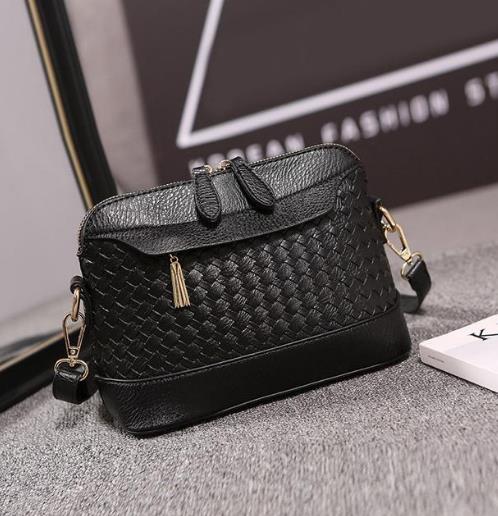 6款让女人提升品位的优质斜跨包搭配示范（图）