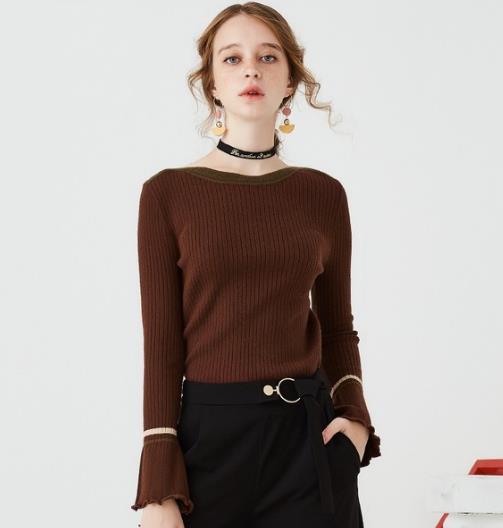 新款喇叭袖针织衫搭配:知性优雅谁穿都好看 新款喇叭袖针织衫搭配:知性优雅谁穿都好看