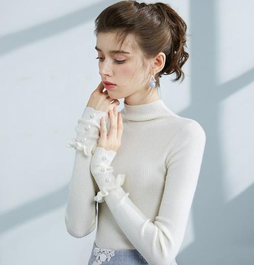 新款喇叭袖针织衫搭配：知性优雅谁穿都好看