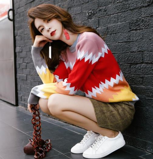 针织衫是百搭王 魅力十足针织衫搭配示范(图) 针织衫是百搭王 魅力十足针织衫搭配示范(图)