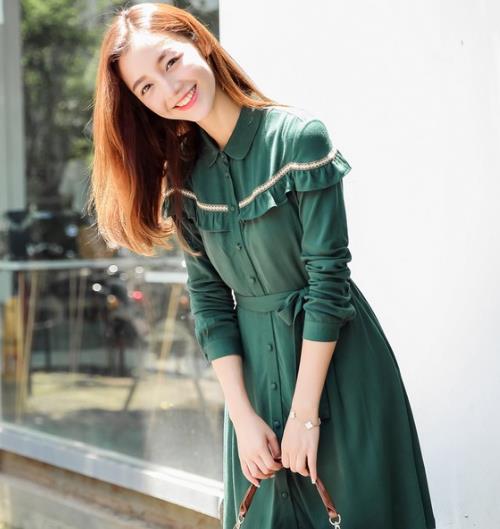 连衣裙的多种搭配 打造时尚优雅轻熟风（图）