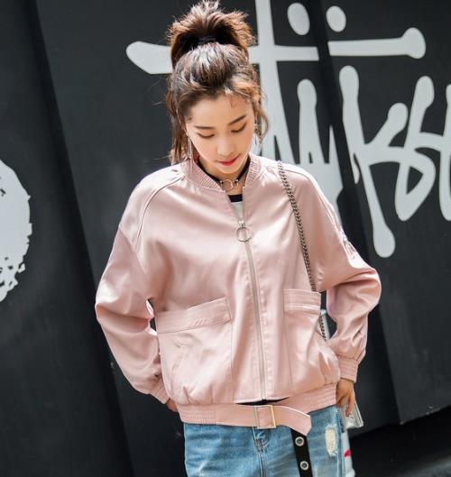 春季怎么搭 省时省力的还是套装（图）