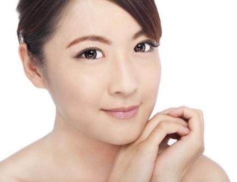 30岁如何美白祛斑呢 值得推荐的好方法(图) 30岁如何美白祛斑呢 值得推荐的好方法(图)