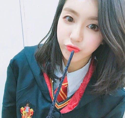 2018春季流行修颜又减龄的齐肩发发型(图) 2018春季流行修颜又减龄的齐肩发发型(图)